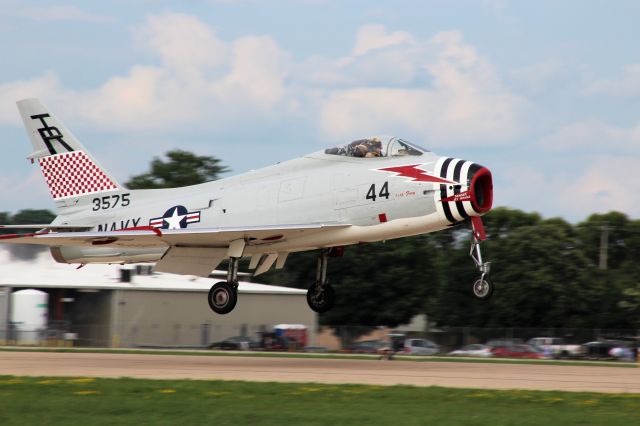 North American Fury (N400FS) - On the take-off roll........