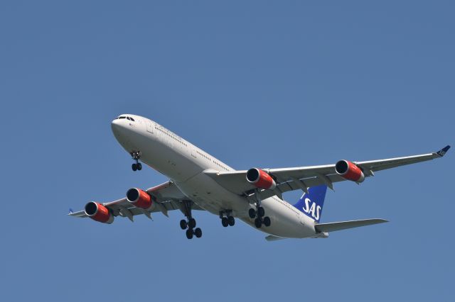 Airbus A340-600 (OY-KBC)