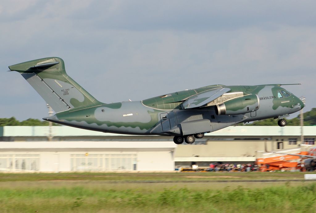 EMBRAER KC-390 (FAB2856) - FAB2856  Embraer KC-390 Millennium  br /Força Aérea Brasileira br /Aeroporto de Teresina - Senador Petrônio Portella 18/01/2021
