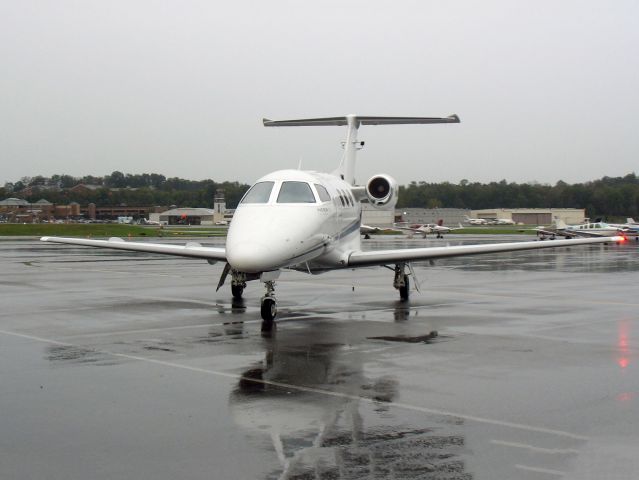 Embraer Phenom 100 (N784JP) - Operated By CFM Corporate Flight Management.