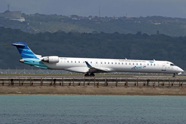 Bombardier CRJ-1000 (PK-GRI)