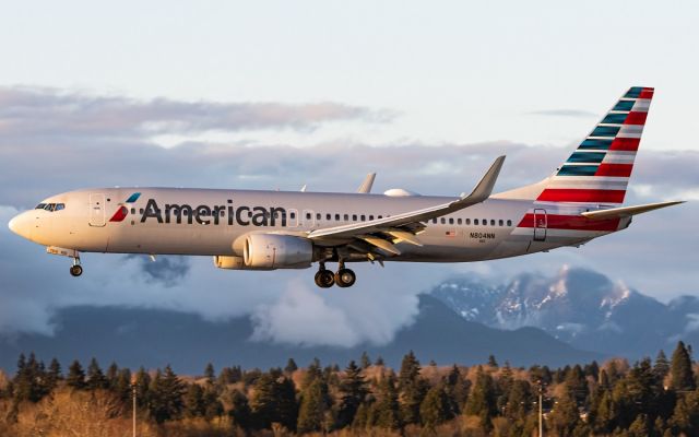Boeing 737-800 (N804NN)