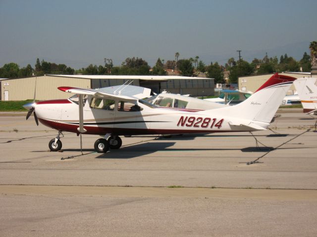 Cessna Skylane (N92814) - PARKED AT FULLERTON