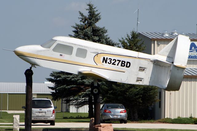 N327BD — - Unusual gate-guard at Manitowoc Airport in Wisconsin.