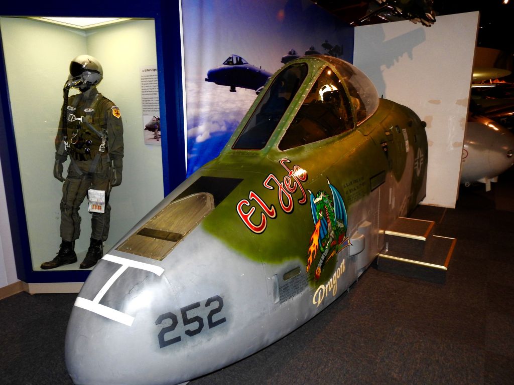 Fairchild-Republic Thunderbolt 2 (77-0252) - 706th Tactical Fighter Squadron