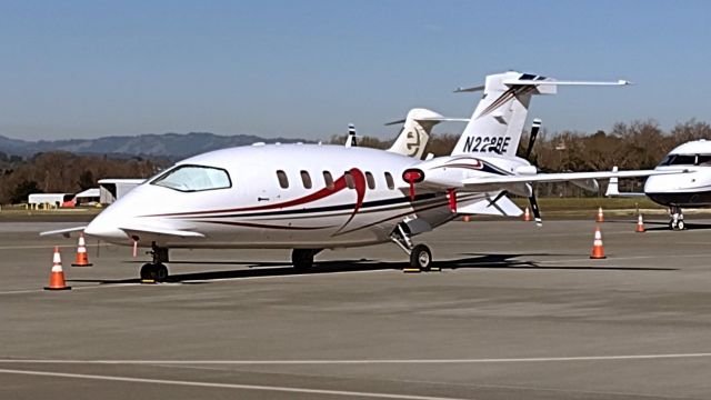 Piaggio P.180 Avanti (N228BE)