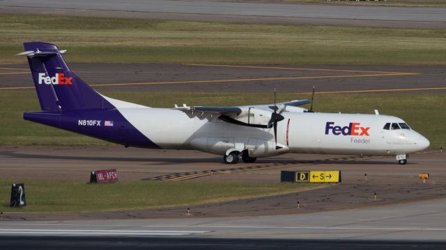 ATR ATR-72 (N810FX)