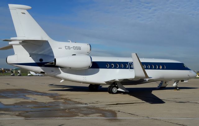 Dassault Falcon 7X (CS-DSB)