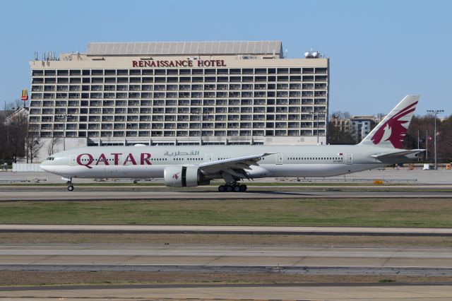 BOEING 777-300ER (A7-BET)