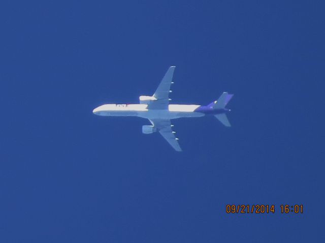 Boeing 757-200 (N794FD) - FedEx flight 378 from MEM to BIL over Baxter Springs Kansas (78KS) at 36,000 feet.