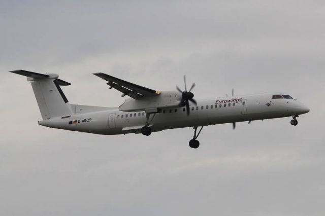 de Havilland Dash 8-400 (D-ABQD) - mai 2018