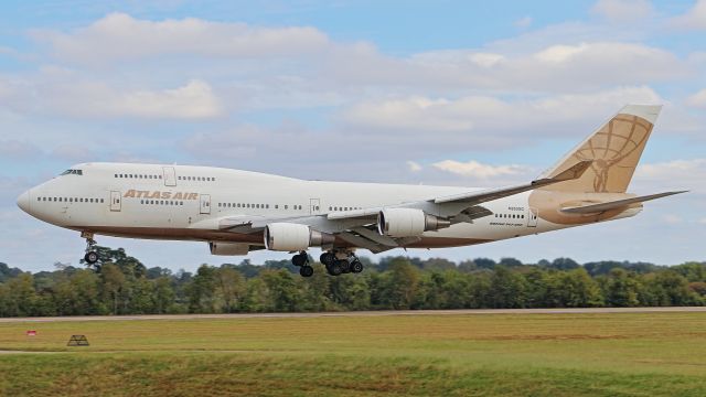 Boeing 747-400 (N263SG) - October 13, 2018 -- The Baltimore Ravens arrive on runway 2C for a Sunday, October 14, 2018, game against the Tennessee Titans. Uploaded in low-resolution. Full resolution is available at cowman615 at Gmail dot com. cowman615@gmail.com