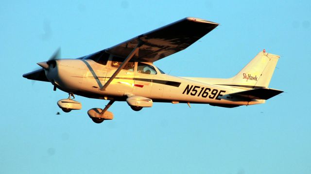 Cessna Skyhawk (N5169E) - Departing runway 2 at Robertson on Tuesday, October 29, 2013.