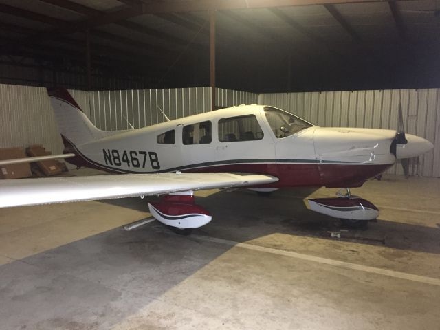 Piper Cherokee (N8467B)