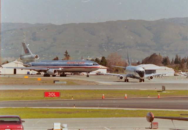 Boeing 737-200 (N334DL) - KSJC - Early to mid 1990s shows SLC bound Delta 737-200 waiting at the hold bars at 30L at San Jose. Delta Airlines had quite the mix of jet service at San Jose in the earlier years with 727s, 737s 757s MD-80/88/90s.