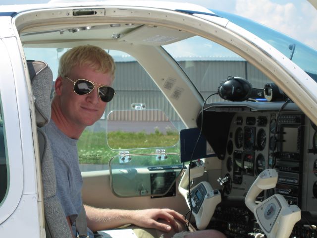 Beechcraft 35 Bonanza (N8242J) - BEECH A-36