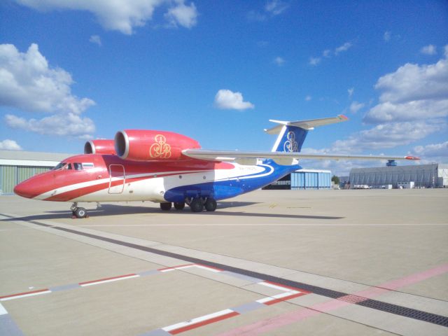 Antonov An-74-200 (RA-74015)