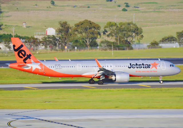Airbus A321neo (VH-OFL)