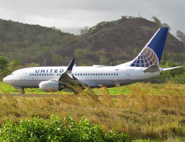 Boeing 737-700 (N18746)