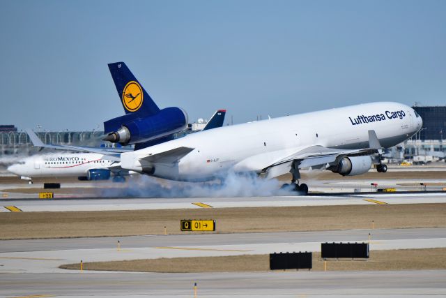 Boeing MD-11 (D-ALCF) - 10-C 03-26-19