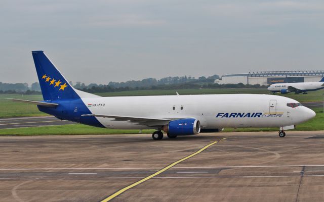 Boeing 737-700 (HA-FAU) - farnair europe b737 ha-fau arriving in shannon 19/10/15.