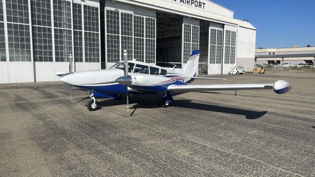 Piper PA-30 Twin Comanche (N8555Y) - Fresh paint job just out of the shop at Art Craft.