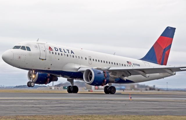 Airbus A319 (N315NB) - Touchdown Delta