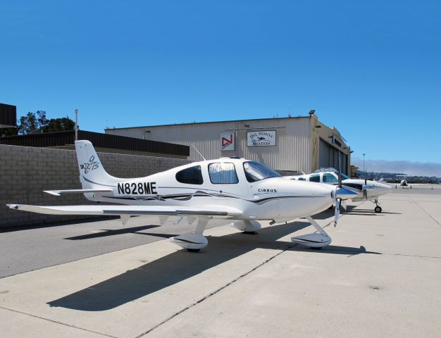 Cirrus SR-22 (N828ME)