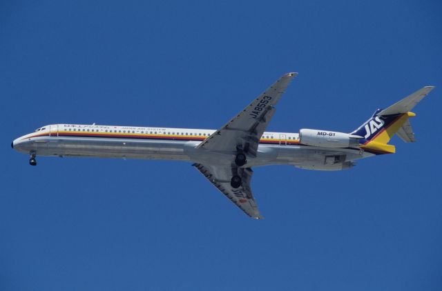 McDonnell Douglas MD-81 (JA8553) - Final Approach to Tokyo-Haneda Intl Airport Rwy16L on 1994/08/16