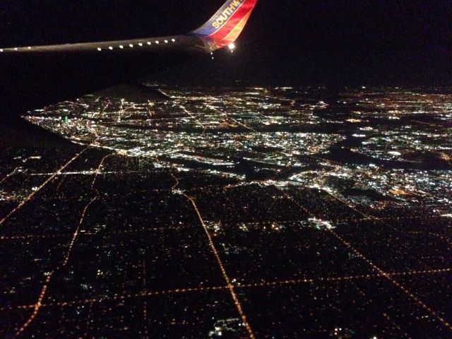 BOEING 737-300 — - Dallas at night.