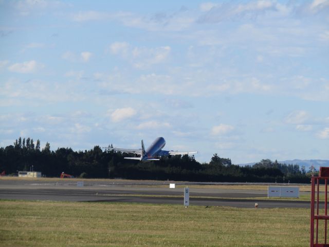 Airbus A320 (VH-VGP)