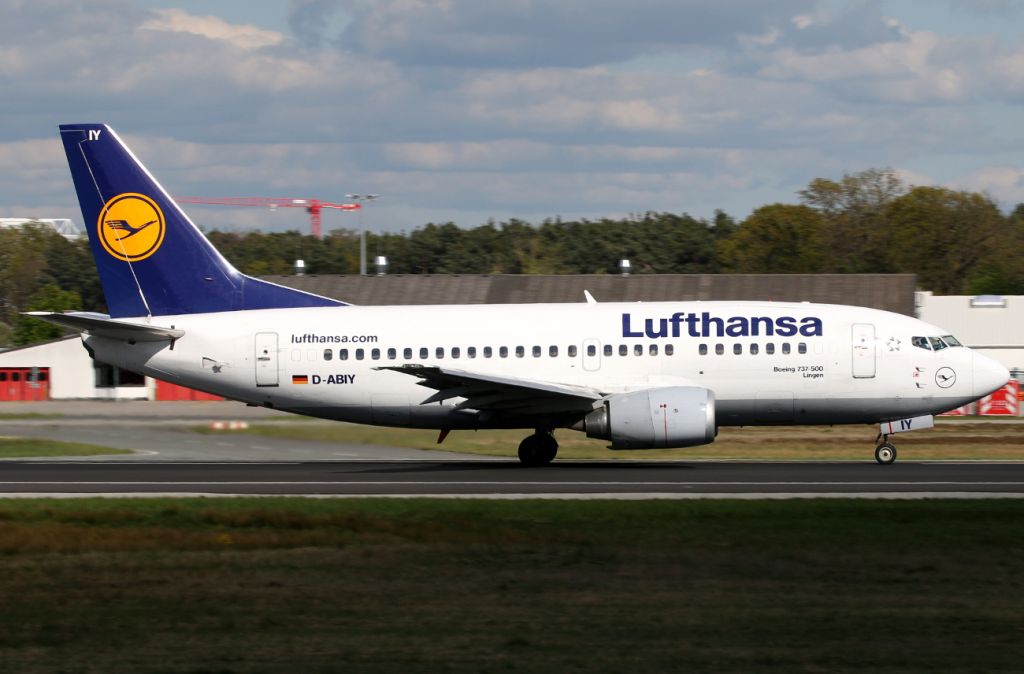 Boeing 737-500 (D-ABIY)