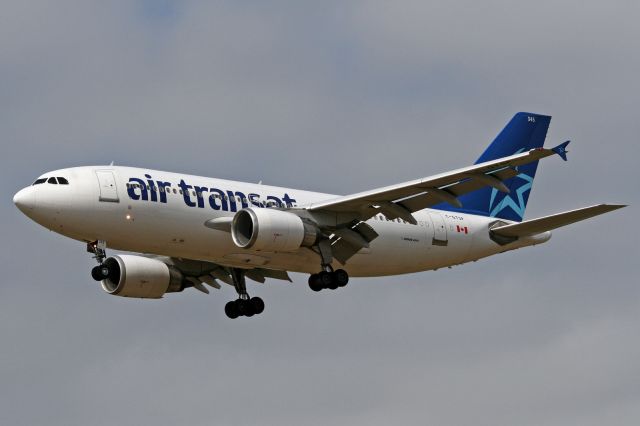 Airbus A310 (C-GTSF)