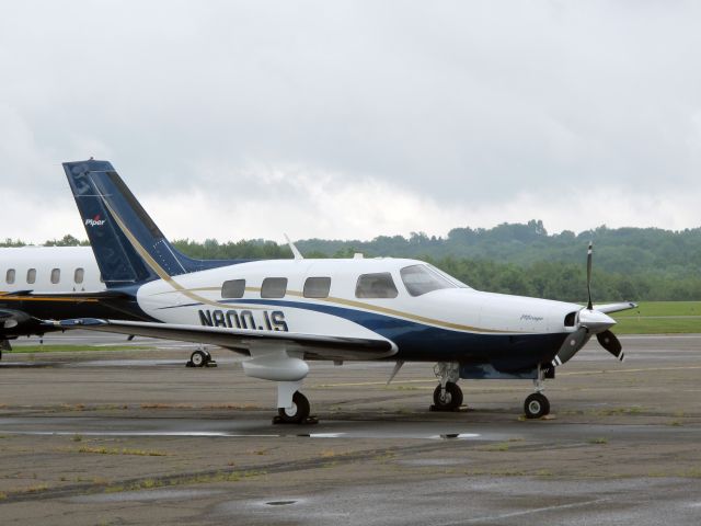 Piper Malibu Mirage (N800JS) - Fast aircraft.