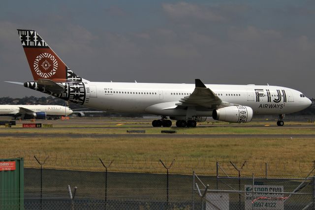 Airbus A330-200 (DQ-FJU)