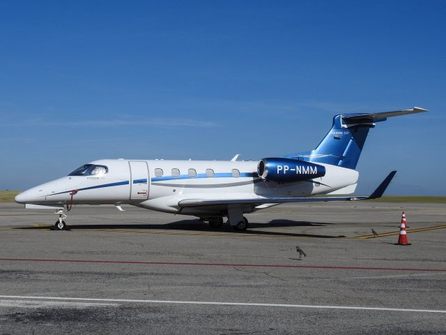 Embraer Phenom 300 (PP-NMM)