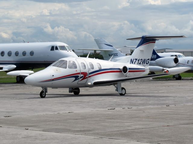 Cessna Skyhawk (N712WG)