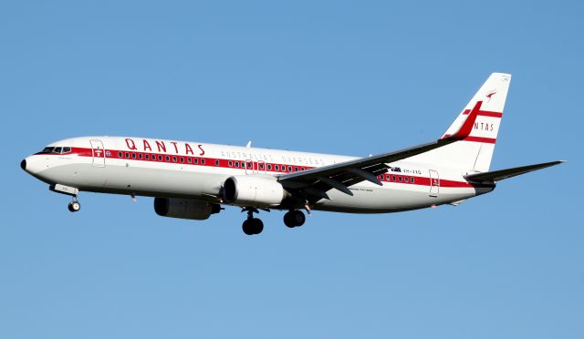 Boeing 737-800 (VH-VXQ) - Retro Roo 2 Short Final To Rwy 16R