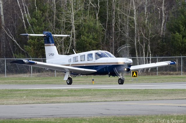 Piper Saratoga (C-FEIP)