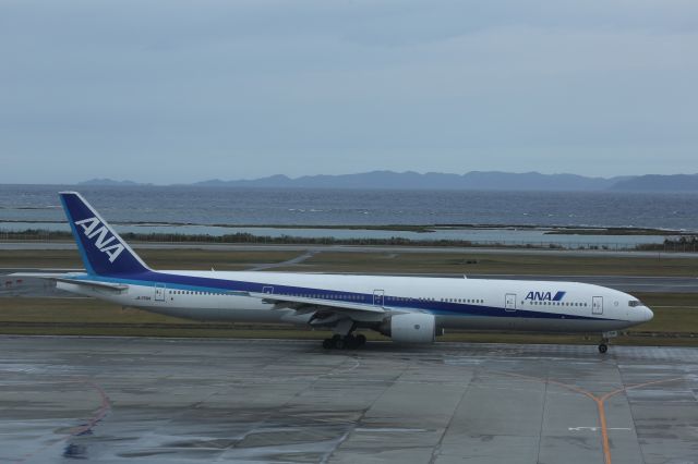 BOEING 777-300 (JA756A)