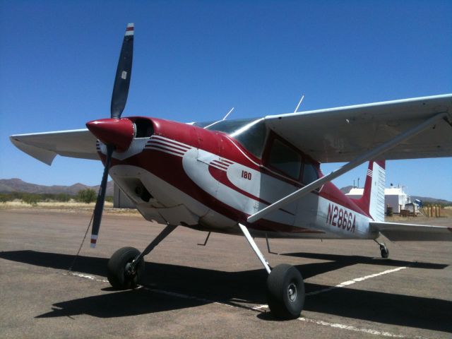 Cessna Skywagon 180 (N2866A)