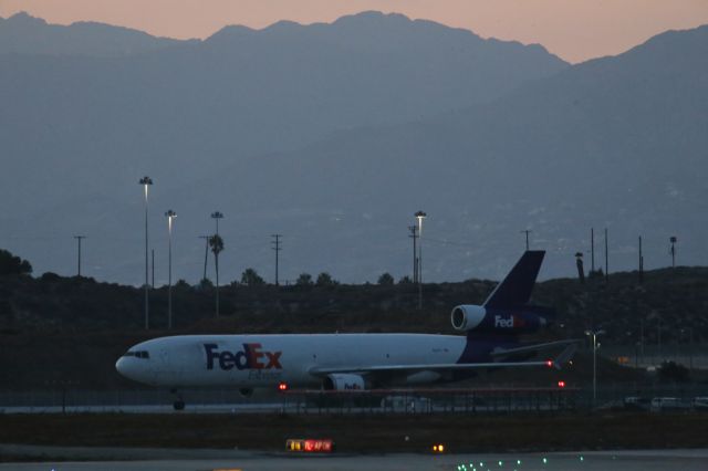 Boeing MD-11 (N601FE)