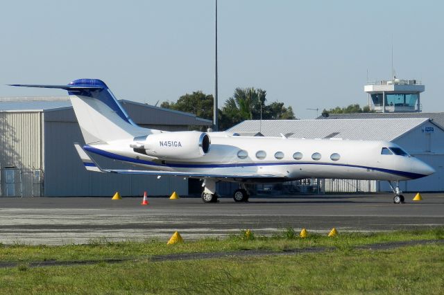 Gulfstream Aerospace Gulfstream IV (N451GA) - Gulfstream IV at Sunshine Coast Airport, Queensland on 3 Jan 2014