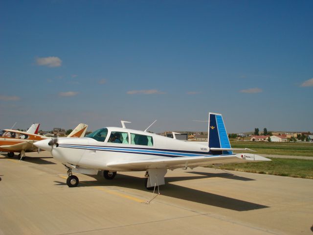 Mooney M-20 (N201BX)