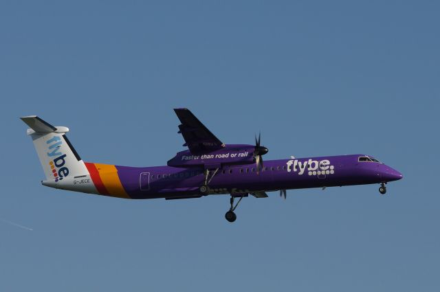 de Havilland Dash 8-400 (G-JECE)