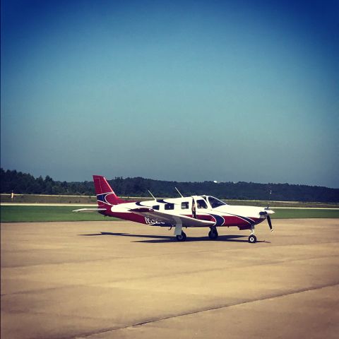 Piper Saratoga (N325CA)