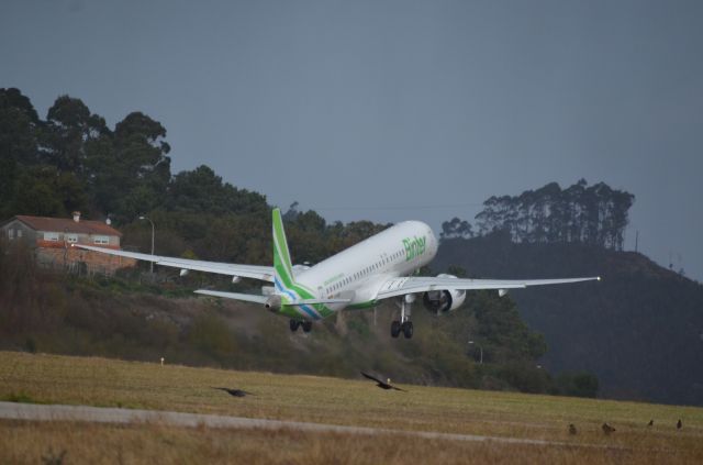 EMBRAER ERJ-190-400 (EC-NFA) - EC-NFA Going To TakeOff From LEVX Destination GCXO. 28-11-2021