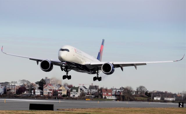 Airbus A350-900 (N514DN) - 22L landing 