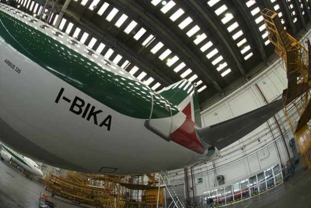 Airbus A320 —