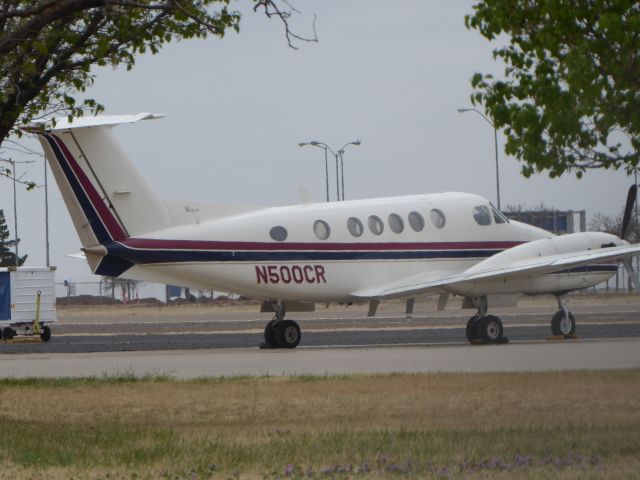 Beechcraft Super King Air 200 (N500CR)